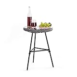 FARBAUSWAHL: Den Gartentisch gibt es in Abstimmung zum jeweiligen Umfeld in zwei verschiedenen Farben. Optional sind mit dem Las Brisas Garten- und dem Roqueta Schaukelstuhl die passenden Sitzmöbel erhätlich.