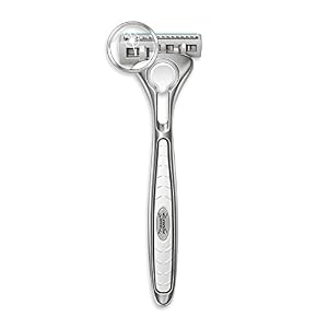 Wilkinson Sword Quattro Titanium Sensitive Blades Titanium Sensitive. 4 Piece 4 pieces. - Image 2
