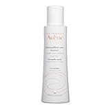 Aplique el removedor de maquillaje de ojos suave en un algodón y limpie delicadamente todos los rastros de maquillaje