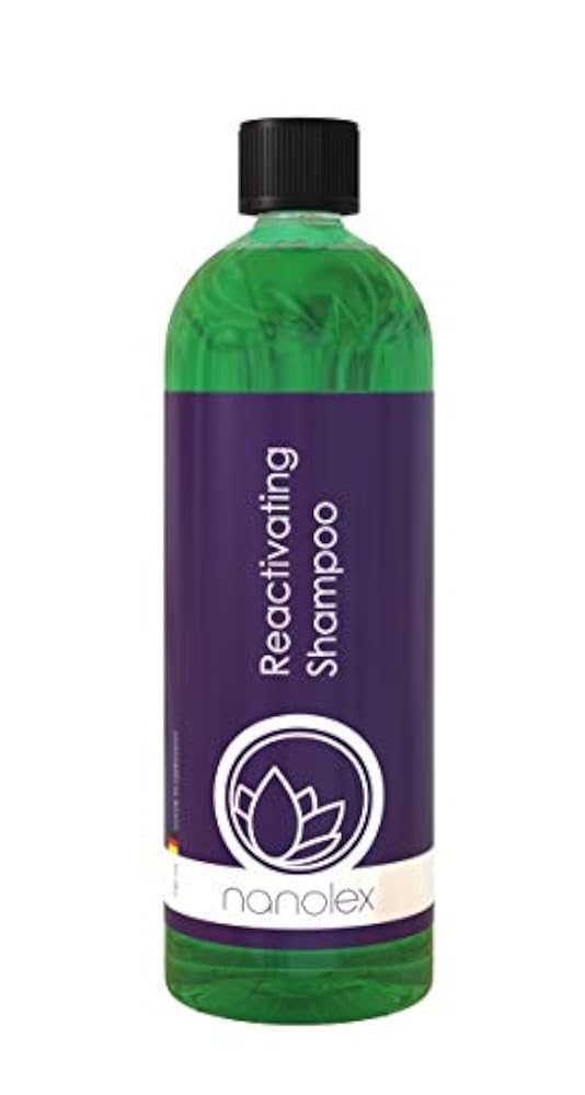 Foaming shampoo. Foaming shampoo