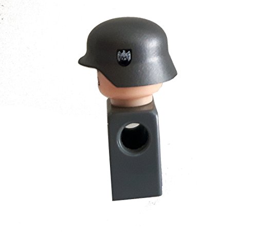 Modbrix 7649 – 10 x Custom Wehrmacht Helm für LEGO® Figuren, olivgrün mit Abzeichen auf beiden Seiten - 2