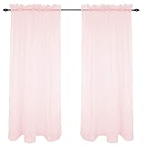 Der Vorhang lässt sich durch den eingearbeiteten Tunneldurchzug einfach aufhängen