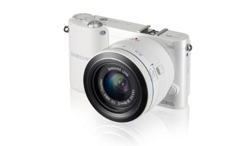 Samsung NX1100 Smart WiFi Digital Compact System Camera - White (20.3MP, 20-50mm Lens Kit)