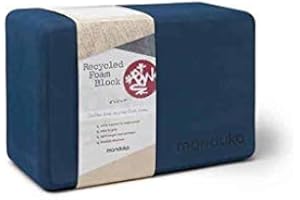 Manduka Bloc de yoga en mousse - Bloc en mousse EVA recyclée avec soutien ergonomique, équipement de yoga, accessoire de salle de sport à domicile et outil de Pilates, léger pour les voyages, haute