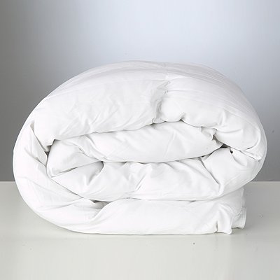 Linens Limited Polycotton Polyester Hollowfibre Duvet, 4.5 Tog, Cot Bed