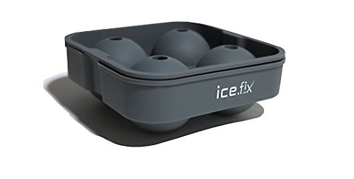 IceFix – XXL Eiskugelform für 4 Kugeln ★ NEUHEIT ★ 5cm Eiskugeln in Fußballlform ★ sportlich runde Eisbälle statt langweilige Eiswürfel ★ XXL Ice Balls für Kinder – von IceFix – Silikon Eisform – Eisbereiter | 2 Jahre Garantie (4er Form) - 8