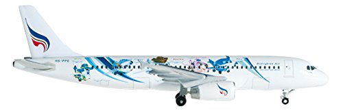 Preisvergleich Produktbild Herpa 526524 - Bangkok Airways Airbus A320 Mascots