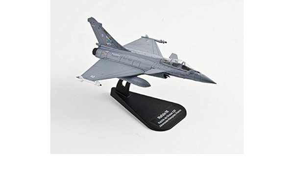 Sculpture D Avion Model Maquette D Avion Avions De Chasse Rafale M Marine France 1 100 Magazine Italeri Modele D Aeronef Ornements Amazon Fr Jeux Et Jouets
