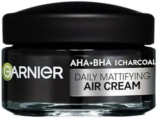 Garnier Crema Opacizzante 3-in-1, Per Pelli Grasse e Con Imperfezioni, Idratazione e Controllo del Sebo, Arricchita con AHA, BHA e Carbone, Pure Active Air Cream, 50 ml