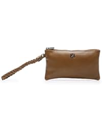 Cartera de mano con asa trensada, cremallera, doble compartimento y tarjetero en piel de alta calidad.