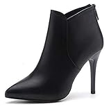 MANTÉNGASE EN CLASE: estos botines clásicos seguramente mantendrán su atuendo elegante Con estos zapatos, tu guardarropa nunca perderá su toque clásico con estos botines de tacón corto.
