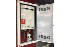 PEZZOTTI Copriscaldabagno per Rinnai da esterno bianco misure cm. 85x44x22 - Copriscaldabagno adatto per Scaldabagno Rinnai da esterno - le misure indicate sono riferite all'esterno del Copriscaldabagno.