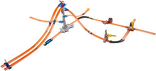 Hot Wheels Track Builder Mega Pack Workshop Over 40ft of track, 5 Lane Tower Starter Set, Alien Launcher Stunt, 5 Vehicles, Crate Crash Stunt & Track Esssentials Curve Pack...Combined RRP over £100