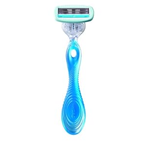 Wilkinson Sword Hydro Silk 3 Blade Head Set with Free Razor - Image 2