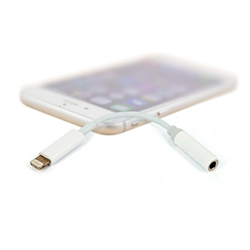 Preisvergleich Produktbild CLE Adapterkabel iPhone 7 / 7Plus Lightning auf AUX Köpfhöreranschluss