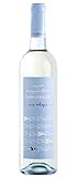 Denominacion de origen D.O. La Mancha Tipo Blanco Ecológico Tipo de Uva 100% Sauvignon Blanc Grado de alcohol 13.5 Cata Vino joven, color amarillo verdoso. En nariz resalta su juventud y frescura destacando los aromas limpios con recuerdos de frutas blancas, tropicales y flores. En boca resulta fresco, afrutado, ligero y equilibrado. El pos gusto es alargado e invita a beber de nuevo. Maridaje: Mariscos y pescados cocidos o a la parrilla, carnes blancas, quesos frescos.