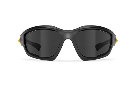 BERTONI Gafas Deportivas Polarizadas Hidrofóbicas Envolventes a Prueba de Viento para Ciclismo Carrera Deporte Acuaticos Esqui Pesca Kitesurf by Italy P1000 Gafas Antireflejo