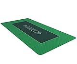 DIE ALLZWECKWAFFE: Dank dem praktischen Format von 160x80cm passt die Matte auf die meisten Tische mittlerer Größe