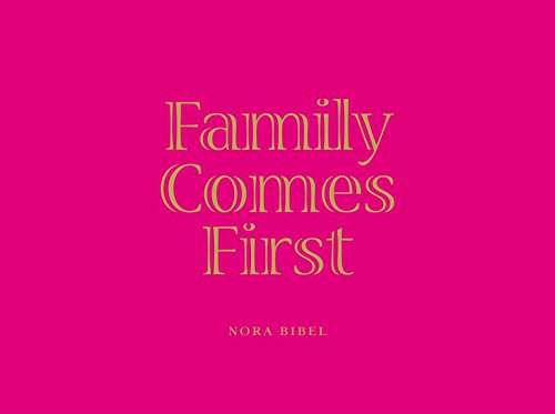 Preisvergleich Produktbild Family Comes First