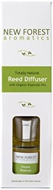New Forest AromaticsEnglish Flowers Reed Diffuser 100ml - Beautifully scented with Hampshire Lavender, Geranium and Rose.