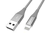 Conecta tu iPhone, iPad o iPod con el conector Lightning y conecta el conector USB al cargador de pared o al ordenador para cargarlos o sincronizarlos. El compacto cabezal del conector se adapta a la mayoría de las carcasas