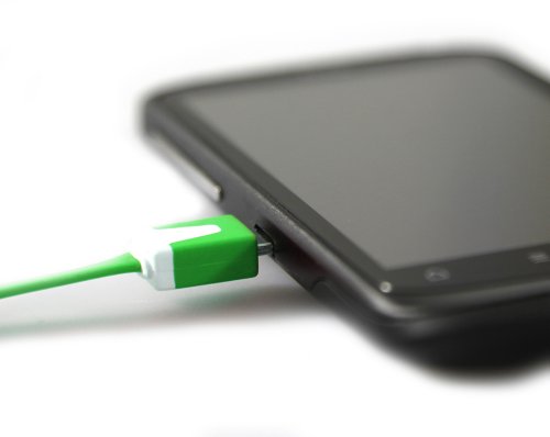 COM-FOUR® Ladekabel USB auf micro USB Stecker für Ihr Smartphone Flachkabel 3 Meter (Grün) - 4