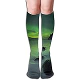 our socks provide a perfect composition between comfort and grip.，providing a greater comfort with breathable and moisture absorbent.