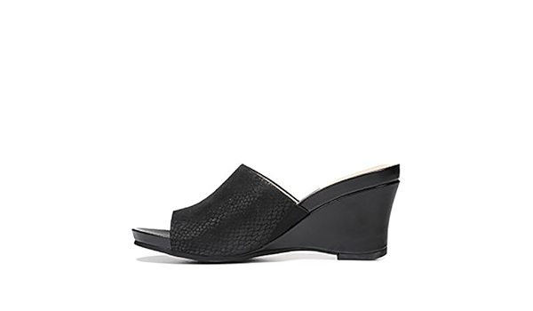 naturalizer black wedge