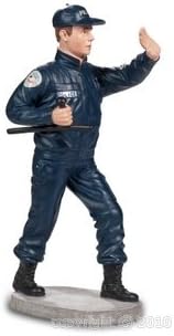 Alxshop džcoration in ržsine Figurine Policeman and its tonfa:
