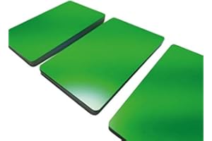 KARTENSTUDIO 100 Plastikkarten in Premium Qualität | Wählen Sie aus über 30 unterschiedlichen Farben | Geeignet für alle Plastikkartendrucker (Grün Matt)