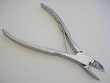 Professional Concave Jaw Nail Nippers by ELTRA GLOBAL; Certified High Quality Stainless Steel Construction; Autoclaveable, Durable & Sharp. Measure 14 cm. With Storage Pouch. 3 years manufacturer's warranty. FREE worldwide delivery.