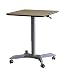 Produktbild Höhenverstellbarer Computer Stand Schreibtisch mit Rollläden - Bewegliche Beistelltisch für mehrfache Verwendungen neben Couch - Verstellbare Höhe Couchtisch für Sofa Seite (Platz Natürlich)