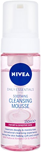 Nivea Daily Essentials Soothing Face Cleansing Mousse, 150 ml, Dry and Sensitive Skin, Pack of 3