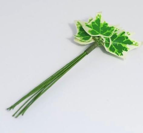 Small Ivy Leaves - Green/Cream, 12 leaves