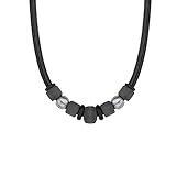 Der Echtschmuck mit eigener Handschrift und klarer Linie ist die ideale Ergänzung zur Mode für jeden Tag: vielseitig kombinierbar, stilsicher und echt. Denn s.Oliver Jewel verbindet hohen Tragekomfort mit außergewöhnlicher Qualität und Liebe zum Detail