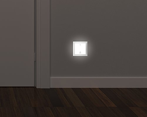 Steinel Nachtlicht TurnMe Light mit Dämmerungsautomatik, 3000 K warm-weißes Licht, zwei Helligkeitsstufen, Max. 0,4 Watt, ideal für die nächtliche Beleuchtung von Fluren und Kinderzimmern, 006501 - 6
