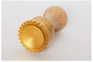 GME Stampo Tondo 38 mm festonato in Ottone con espulsore e Manico in Legno Professionale per anolini o cappellettio