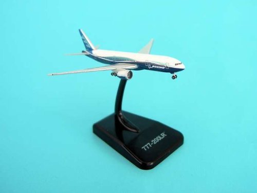 Preisvergleich Produktbild Boeing 777-200LR Maßstab 1:1000
