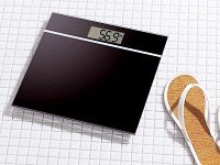 newgen medicals Edle Glas-Personenwaage,bruchsicher, für AAA Batterien, bis 180 kg - 3