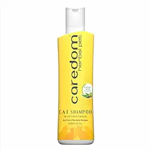 Caredom Herbal Pet cat - Anti Ticks & Fleas Herbal Shampoo| cat Shampoo | Anti Itch | Anti Fungal | Allergy Relief | with Organic Natural Neem, Sitaphal, and Clove Extracts | 200 ml