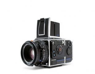 Preisvergleich Produktbild Hasselblad 203 FE Spiegelreflex Rollfilm Kamera