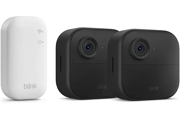 Blink Outdoor 4 (última generación) | cámara de seguridad inteligente HD sin cables, 2 años de autonomía, detección de movimiento optimizada | sistema de 2 cámaras con Sync Module Core incluido