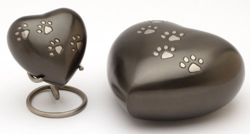 Urns-UK-Pet-Cremation-Memorial-Heart-Keepsake-Urn-Hertford