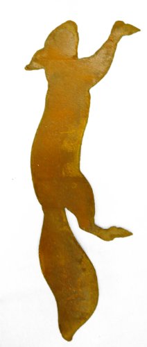 laufendes Edelrost Eichhörnchen mit Baumspieß