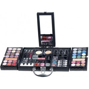 Casuelle. Estuche de maquillaje diamante negro