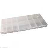 Diese Ordungsbox aus stabilem Kunststoff hat insgesamt eine Größe von 24 x 11 x 2,8cm und besteht aus 2 Fächern à 5,3 x 4,7cm und 12 Fächern à 2,3 x 4,7cm