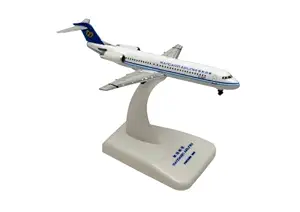 Fokker 100 Mandarin Airlines, Scale 1:500 (with Stand with Gear)