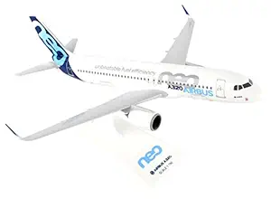 Daron Worldwide Trading Skymarks Airbus A320NEO 1/150 Airplane Model