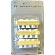 Preisvergleich Produktbild 3 Wooden Nail Brushes by Body Balance