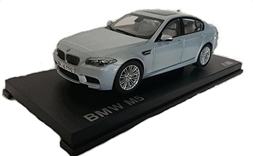 Preisvergleich Produktbild Original BMW M5 F10 Modellauto Miniatur 1:18 Silber